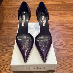 Purple leather pointed toe heels